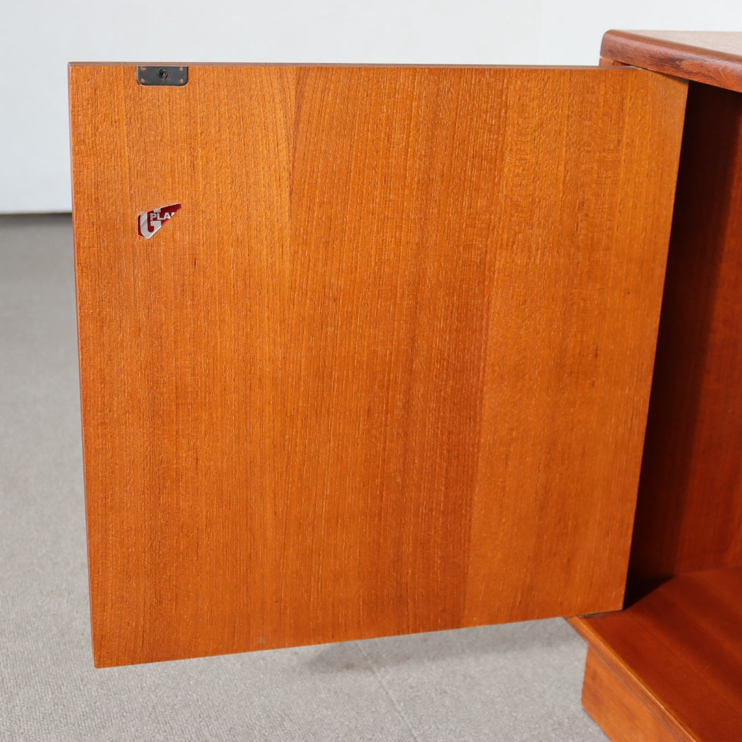 【comingsoon!】　G PLAN 2 DOOR CUPBOARD　ItemCode-WOLD50c