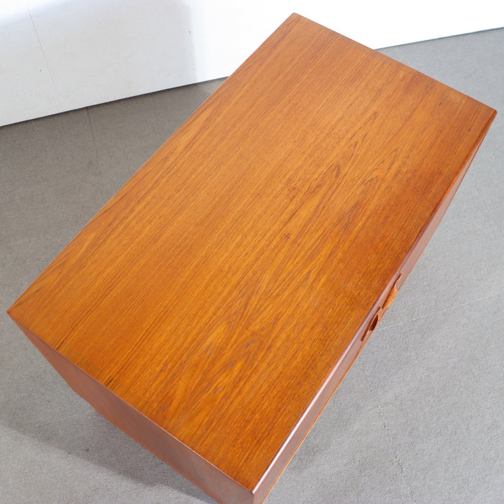 【comingsoon!】　G PLAN 2 DOOR CUPBOARD　ItemCode-WOLD50c