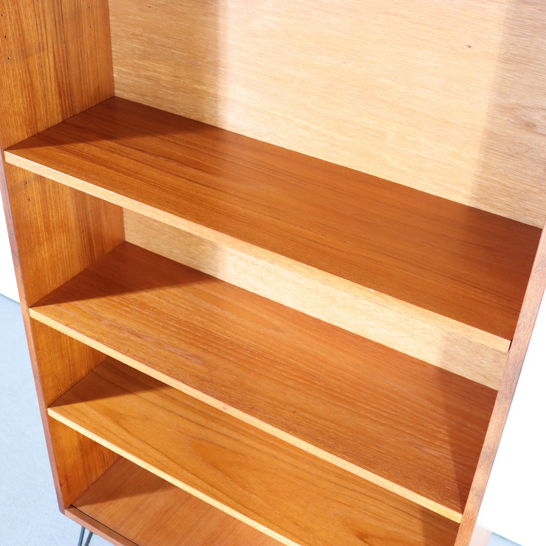 【comingsoon!】　G PLAN SIERRA TALL CABINET　ItemCode-WOLD15b