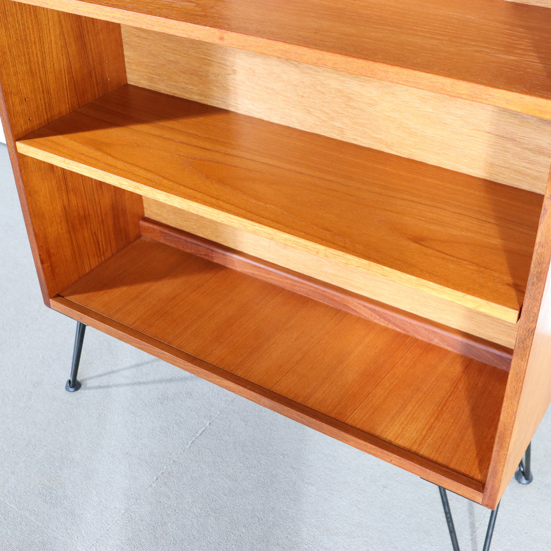 【comingsoon!】　G PLAN SIERRA TALL CABINET　ItemCode-WOLD15b