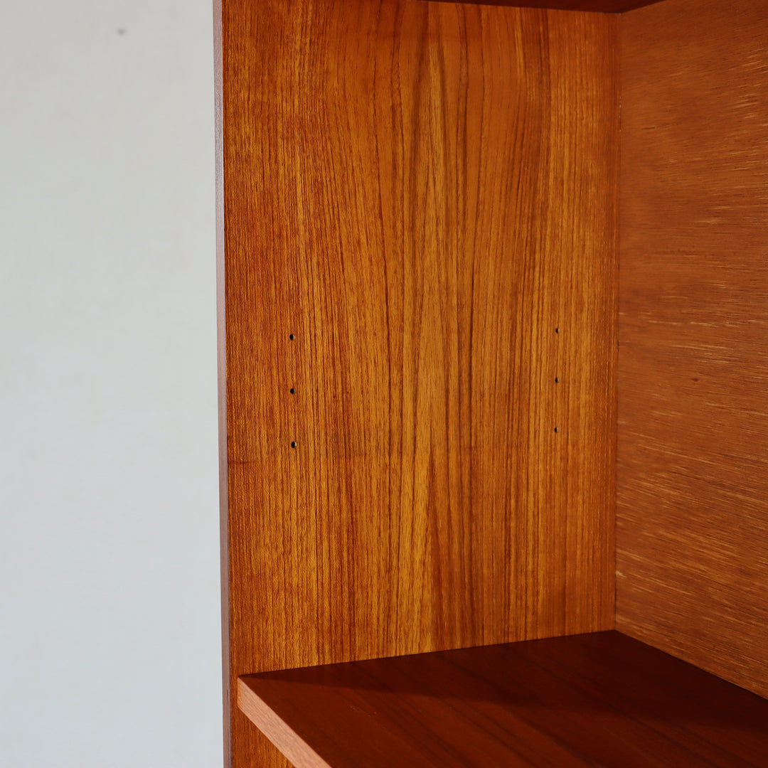 【comingsoon!】　G PLAN SIERRA TALL CABINET　ItemCode-WOLD15b