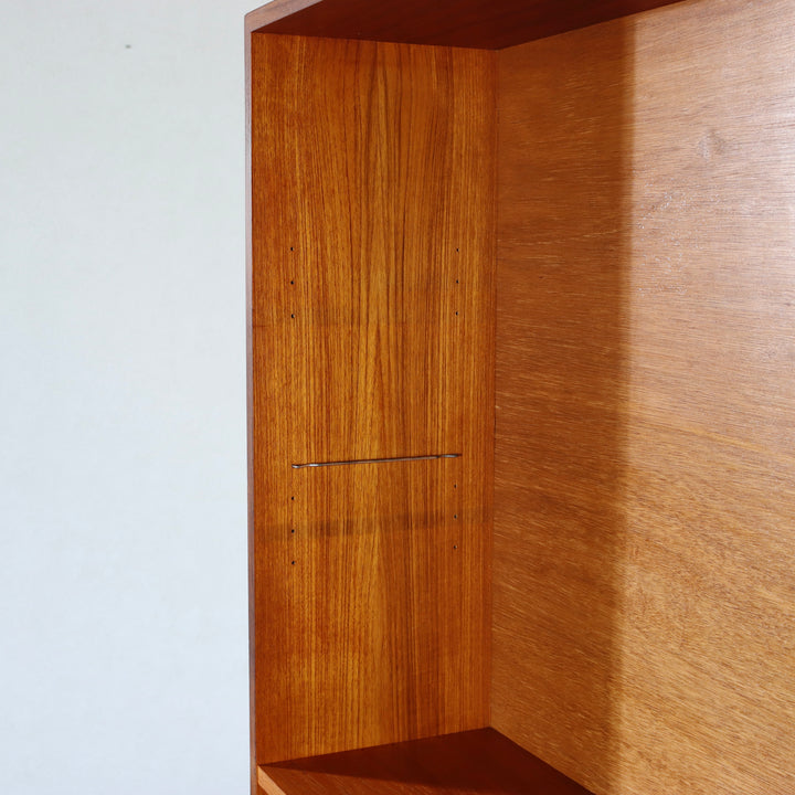 【comingsoon!】　G PLAN SIERRA TALL CABINET　ItemCode-WOLD15b