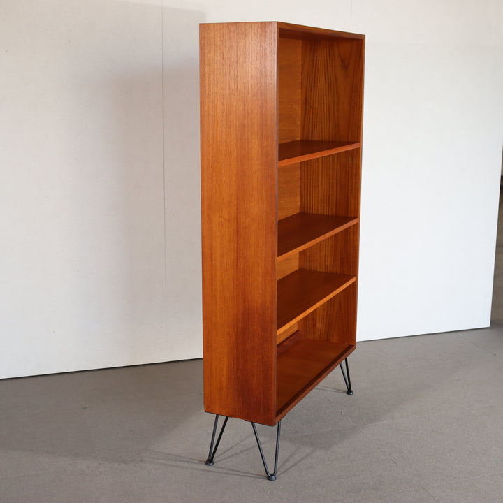 【comingsoon!】　G PLAN SIERRA TALL CABINET　ItemCode-WOLD15b