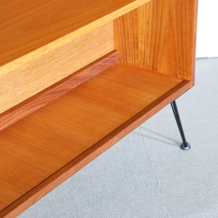 【comingsoon!】　G PLAN SIERRA TALL CABINET　ItemCode-WOLD15b