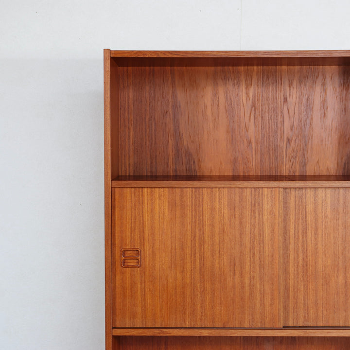 【comingsoon!】　Cabinet with bookcase　ItemCode-SKOV59