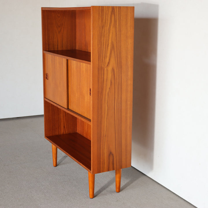 【comingsoon!】　Cabinet with bookcase　ItemCode-SKOV59
