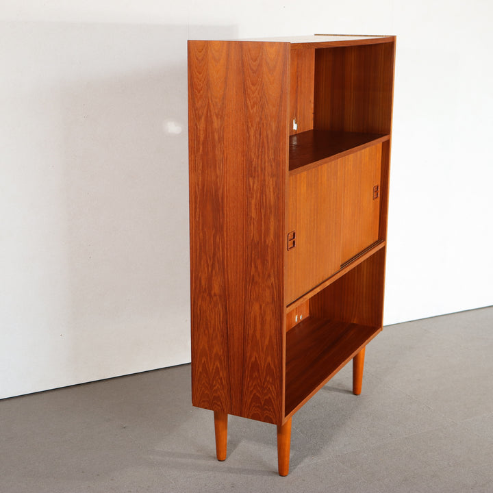 【comingsoon!】　Cabinet with bookcase　ItemCode-SKOV59