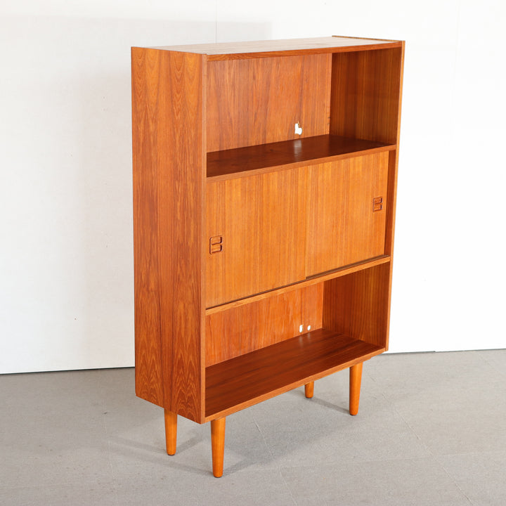 【comingsoon!】　Cabinet with bookcase　ItemCode-SKOV59