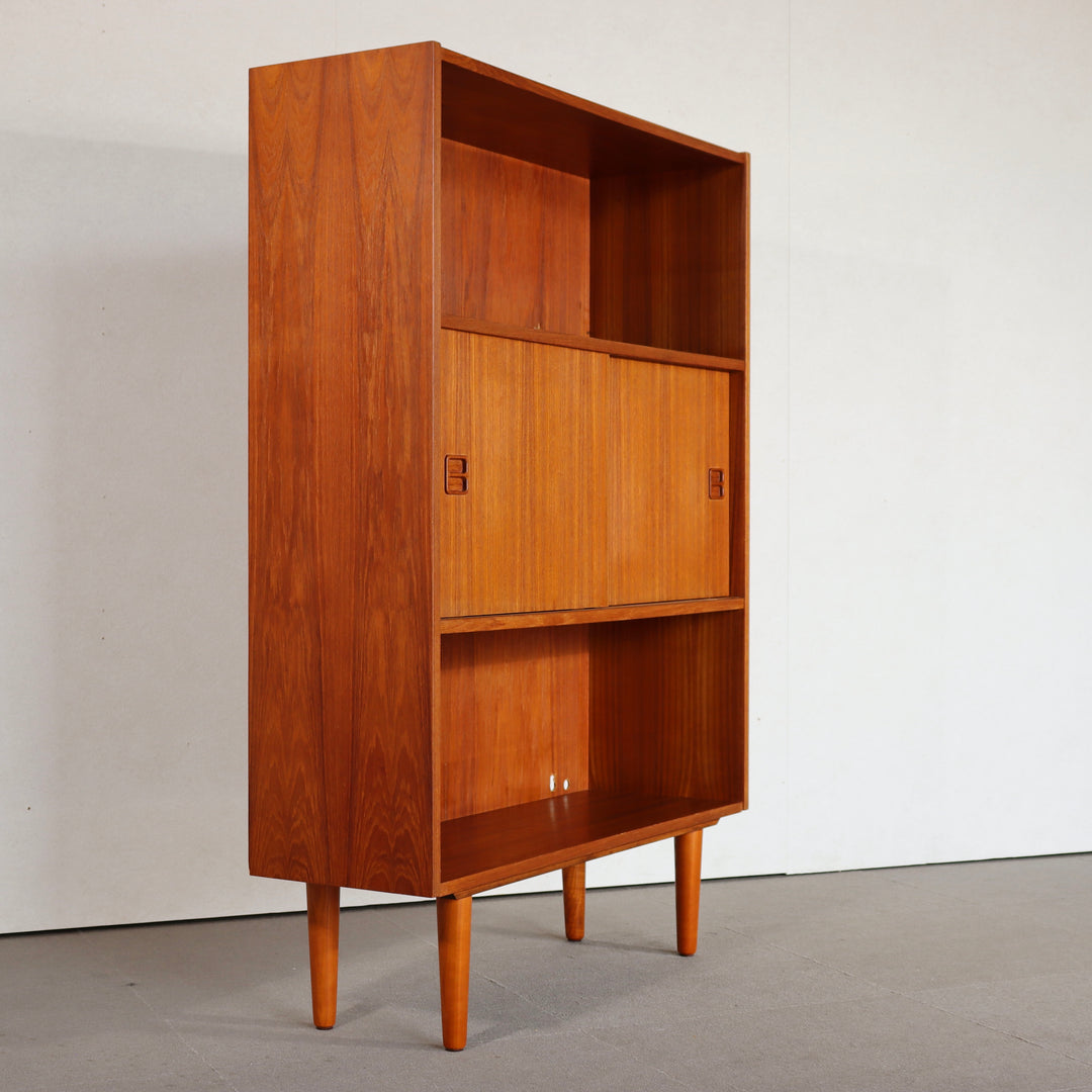 【comingsoon!】　Cabinet with bookcase　ItemCode-SKOV59