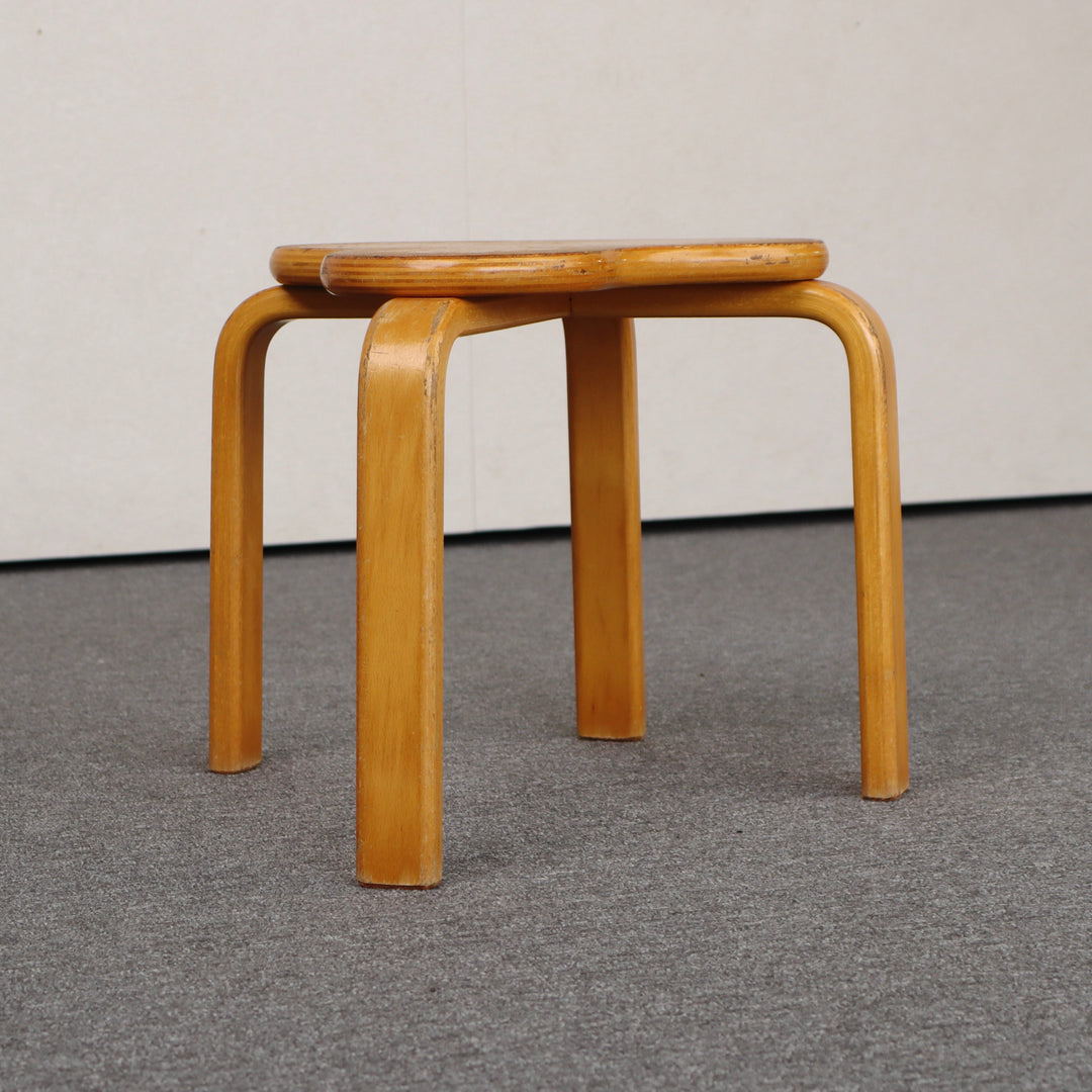 【comingsoon!】 Stool 'Ergoret' by Hans Klarskov ItemCode-JORD70b | 送料込 |
