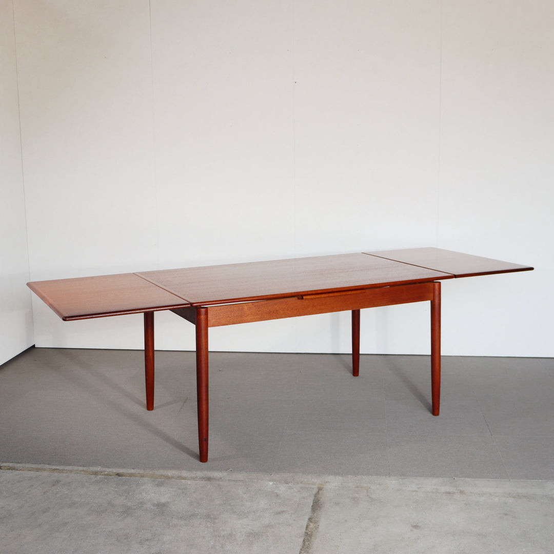 【comingsoon!】 Denmark Dining table | ItemCode-VIND61 | 送料込