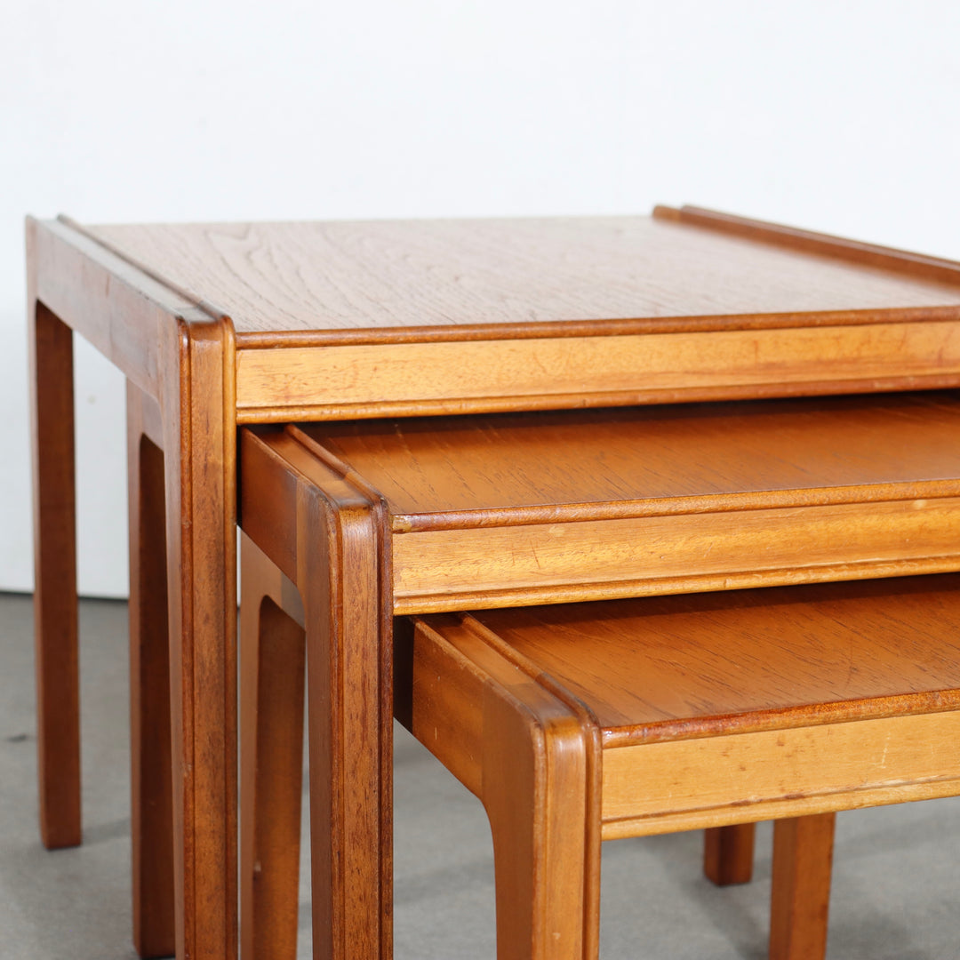 【comingsoon!】 Denmark Nesting tables, set of 3 | ItemCode-VIND-S56 | 送料込