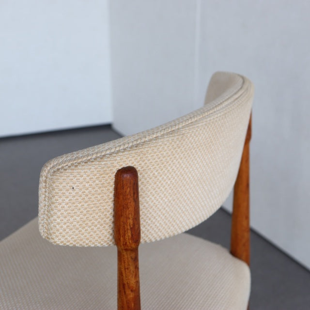 デンマーク製ヴィンテージ　ダイニングチェア『WOVEN』　商品番号24061c