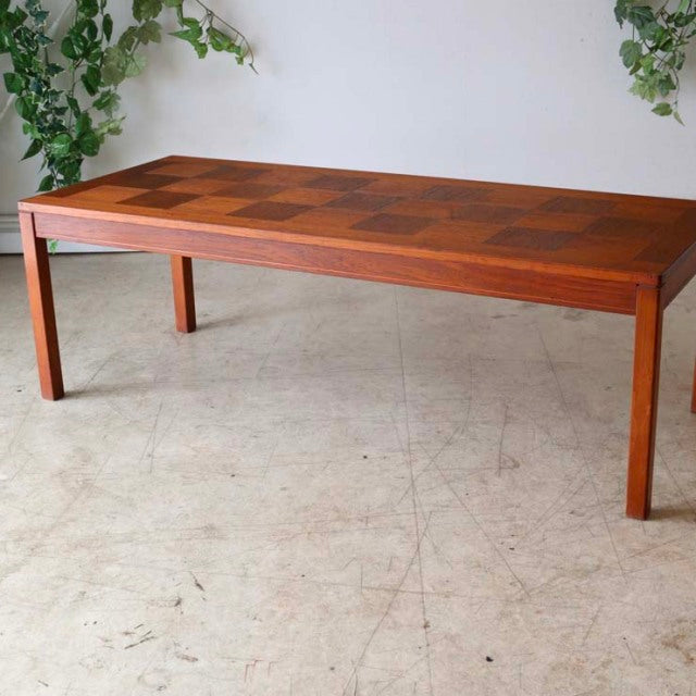 Mid-century vintage teak coffee table by Heggen Nordfjordeid, British-Norwegian design with rich wood grain and clean.