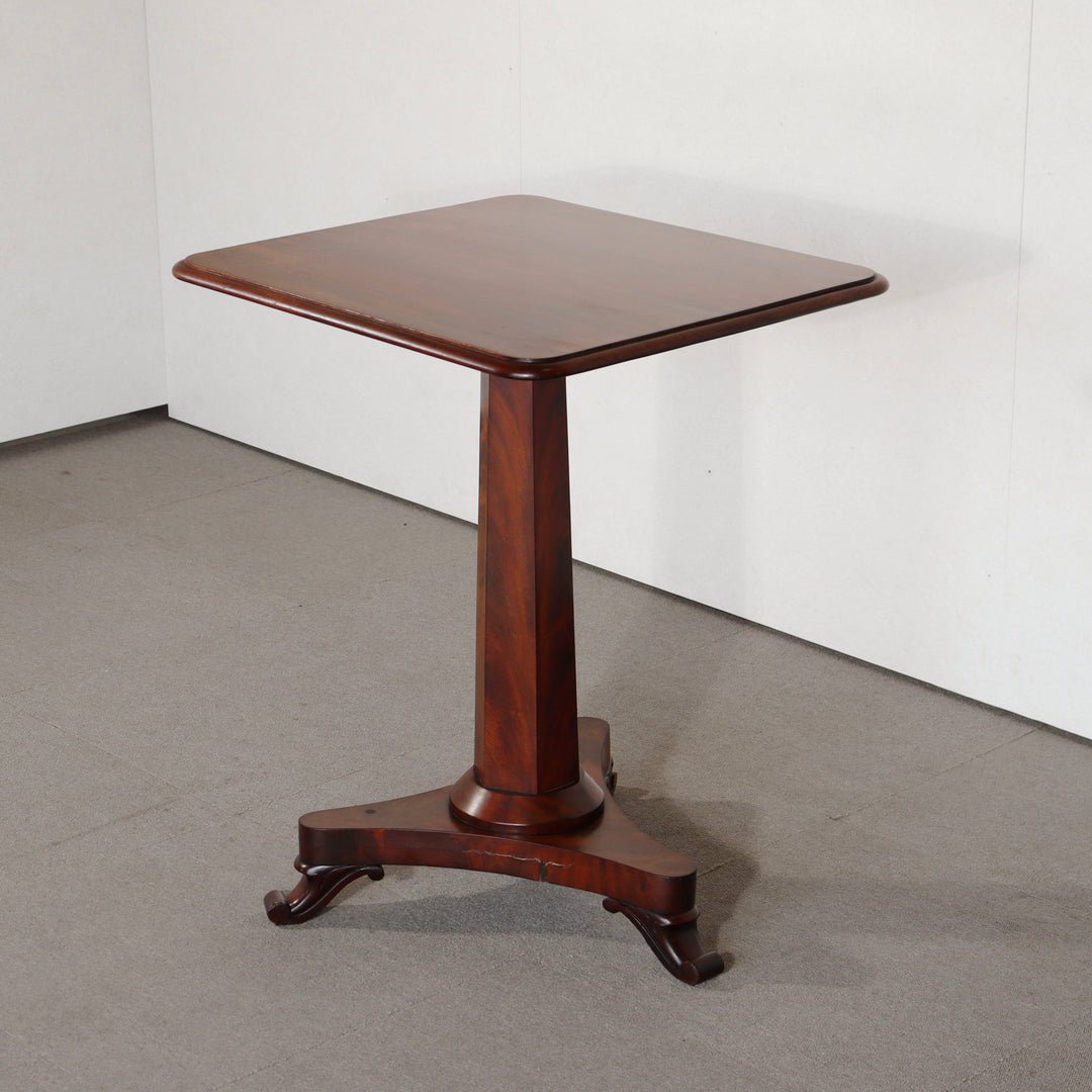 【comingsoon!】　VICTORIAN OCCASSIONAL TABLE ItemCode-AVON15 | 送料込
