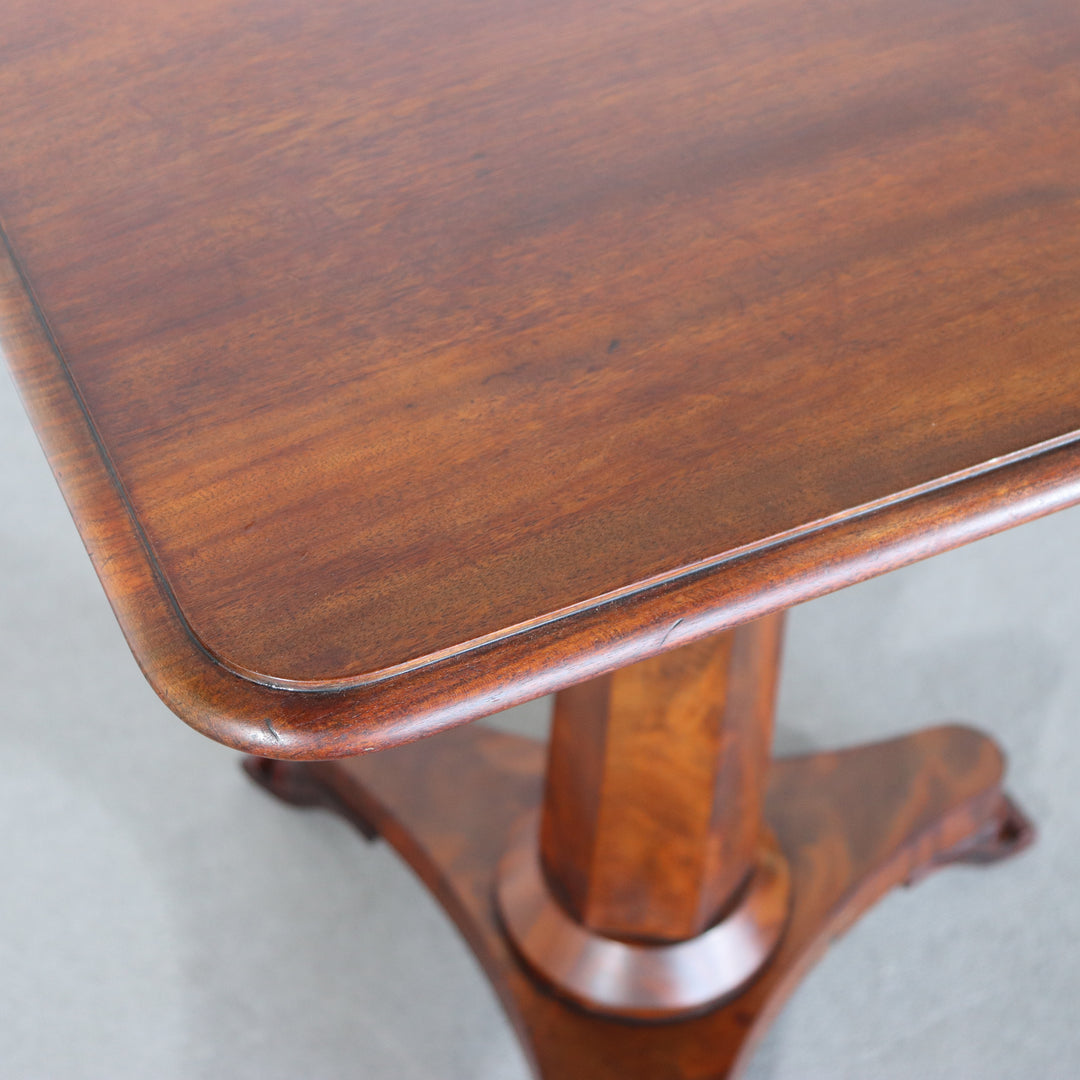 【comingsoon!】　VICTORIAN OCCASSIONAL TABLE ItemCode-AVON15 | 送料込