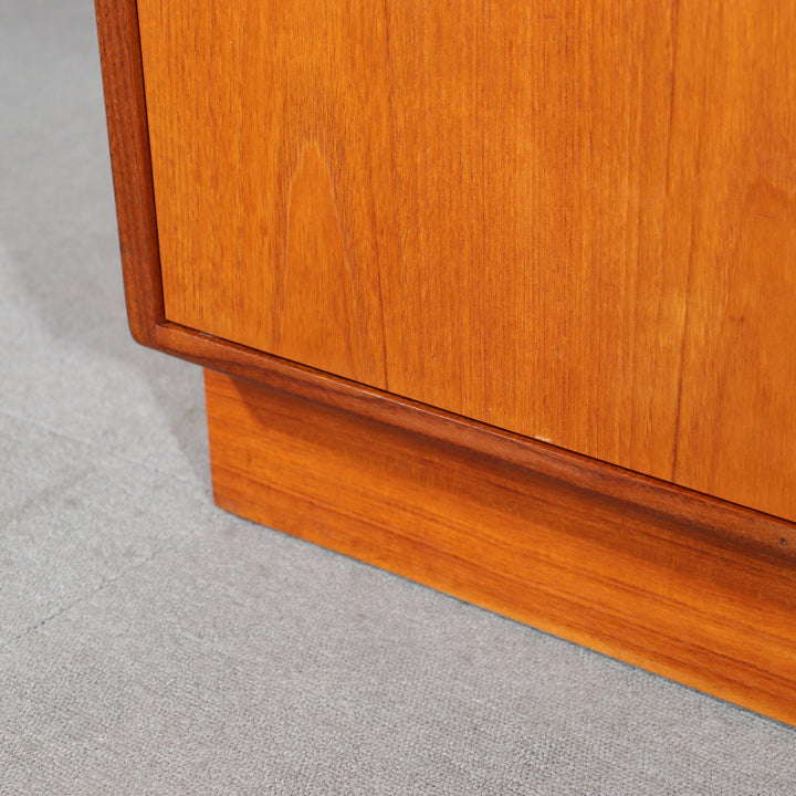 【comingsoon!】　G PLAN 2 DOOR CUPBOARD　ItemCode-WOLD50d