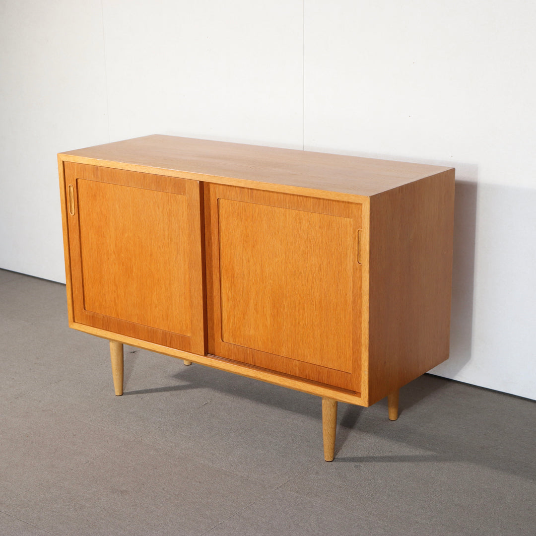 【comingsoon!】 Denmark Cabinet by Poul Hundevad | ItemCode-VIND10 | 送料込