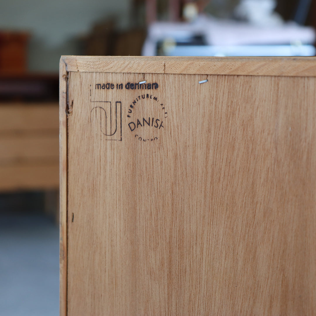 【comingsoon!】 Denmark Cabinet by Poul Hundevad | ItemCode-VIND10 | 送料込