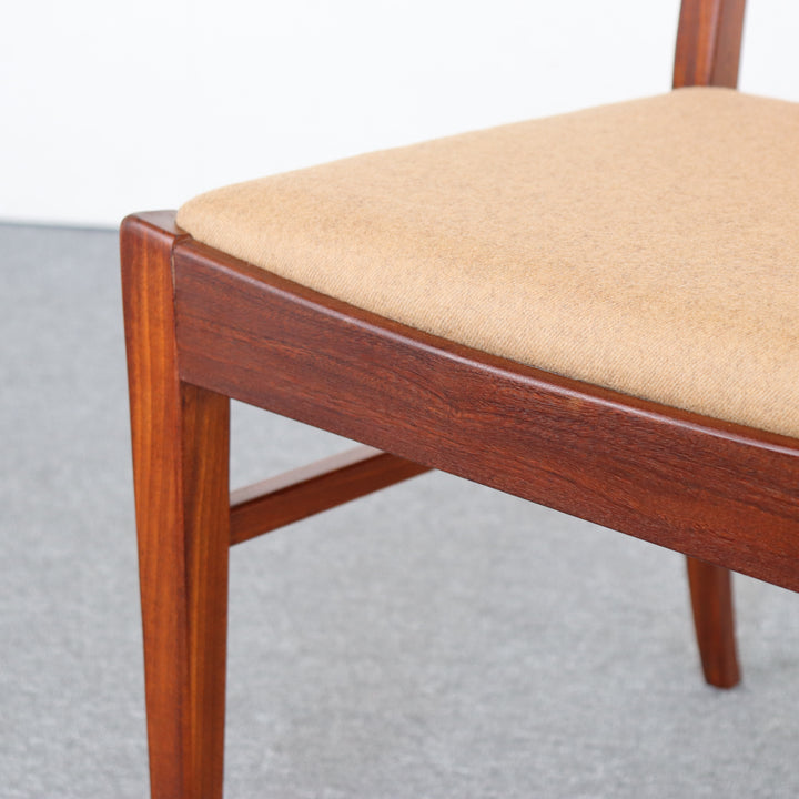 【comingsoon!】 G-PLAN BRASILIA DINING CHAIR ItemCode-DAWN38d