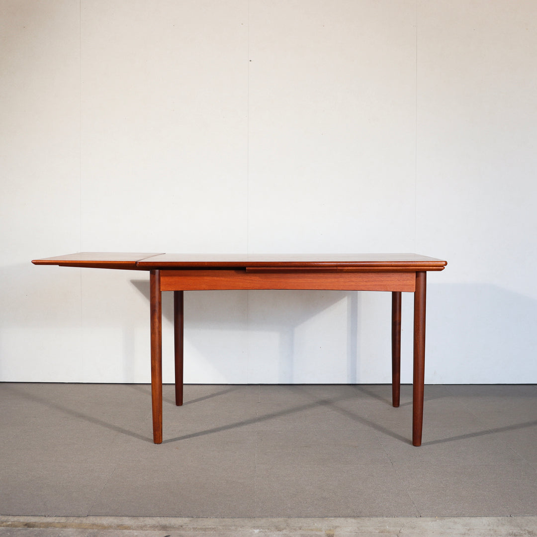 【comingsoon!】 Denmark Dining table | ItemCode-VIND73 | 送料込