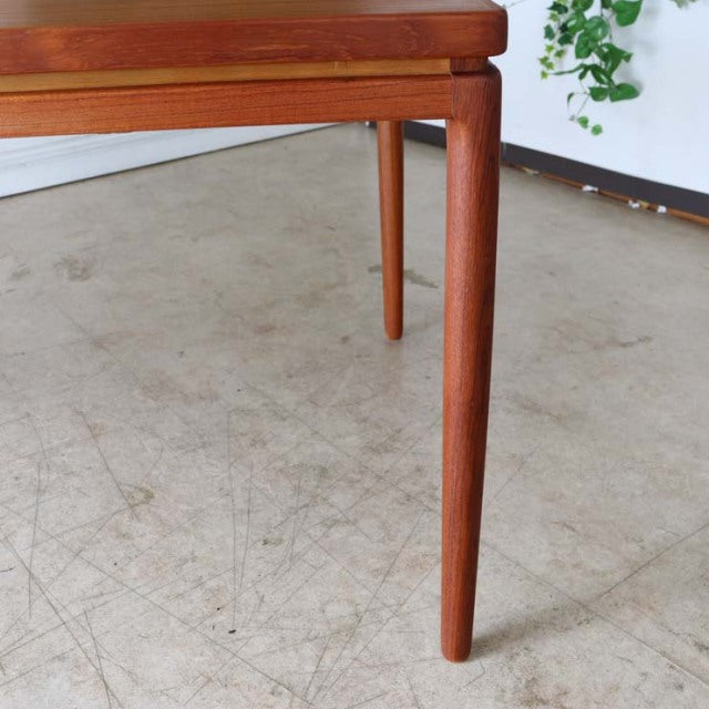 Mid-century vintage teak dining table leg by Johannes Andersen, sleek tapered design with rich wood grain, British and.