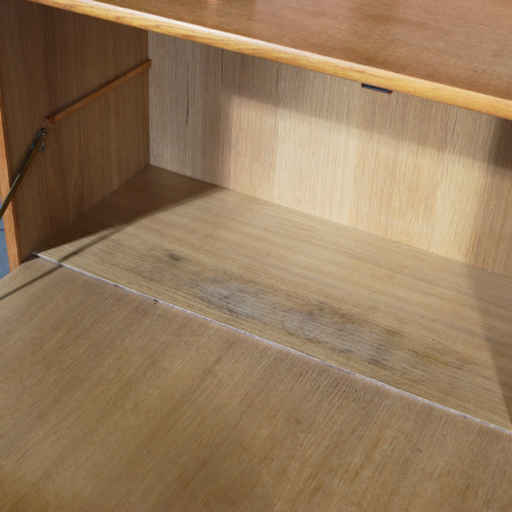 【comingsoon!】　Cabinet with bookcase　ItemCode-SKOV27b