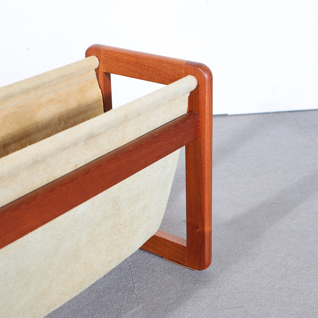 【comingsoon!】　Magazine holder　ItemCode-SKOV109