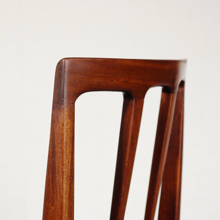 【comingsoon!】　YOUNGER RECTANGULAR CHAIR ItemCode-AVON18d | 送料込