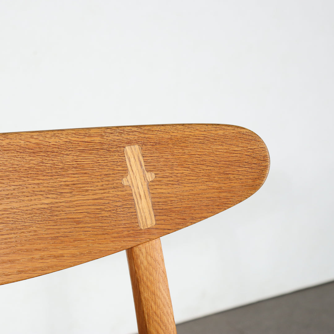 Dining chair Model CH-30 by Hans J. Wegner　ItemCode-SKOV90d | 送料込