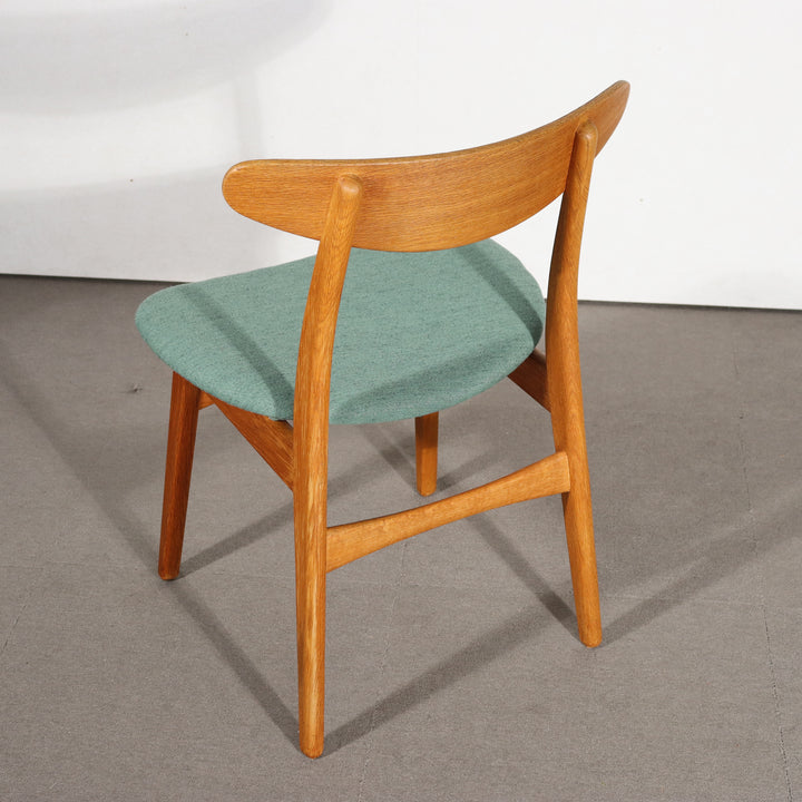 Dining chair Model CH-30 by Hans J. Wegner　ItemCode-SKOV90d | 送料込