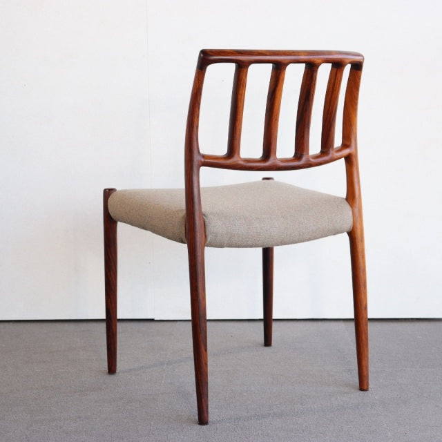 【デザイナー８０％】　J.L.モラー（J.L.Moller）No.83　デンマーク製ダイニングチェア　商品番号27022b