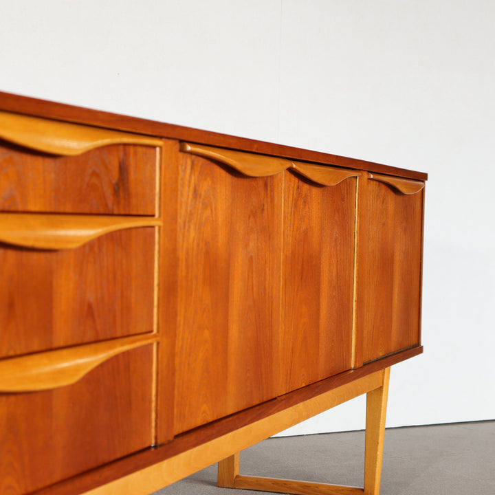 【comingsoon!】 STONEHILL TEAK SIDEBOARD ItemCode-DAWN33