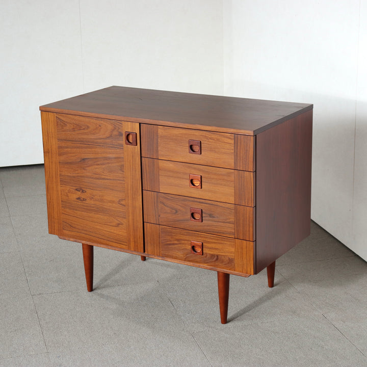 【comingsoon!】 Denmark Chest of 4 drawers | ItemCode-VIND9 | 送料込
