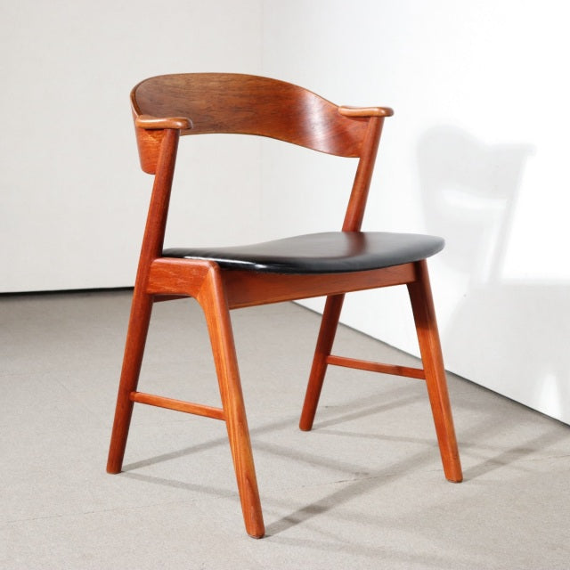 Kai Kristiansen Model-32 ダイニングチェア　ItemCode-SKOV97d | 送料込