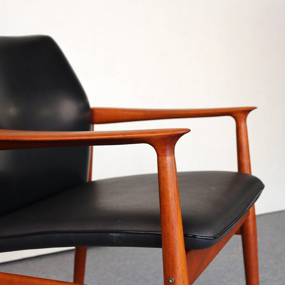 Glostrup Mobelfabrik北欧ヴィンテージ アームチェア | ItemCode-JORD22a | 送料込 |