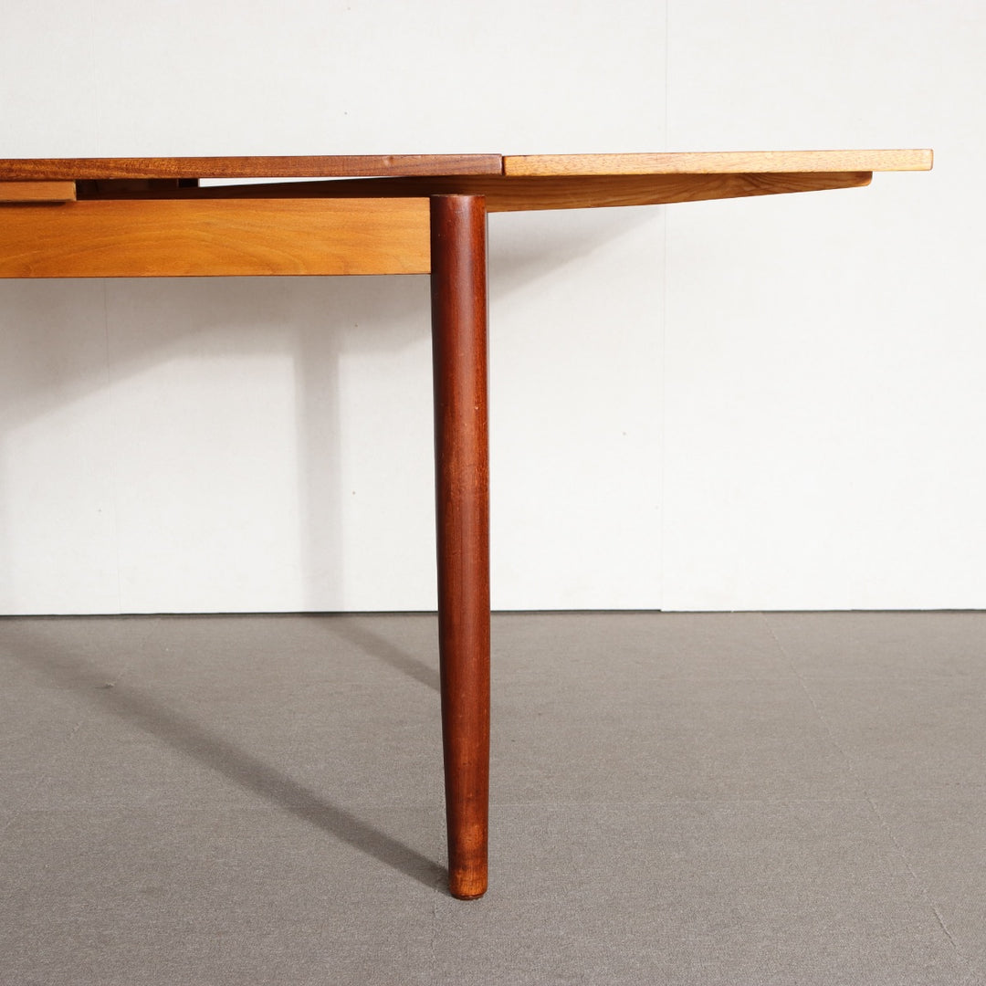 【comingsoon!】 Denmark Dining table | ItemCode-VIND81 | 送料込