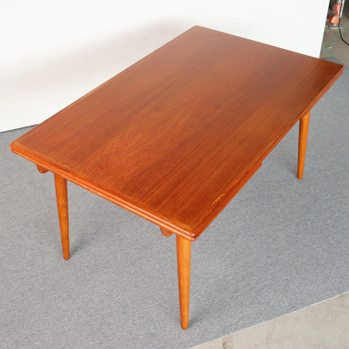 【倉庫販売】Danish Dining table by Hans J. Wegner | KLAR64