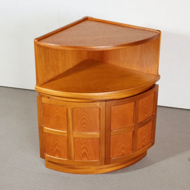 ネイサンNATHAN製コーナーキャビネット｜チーク材｜1960~70s　商品番号29101b