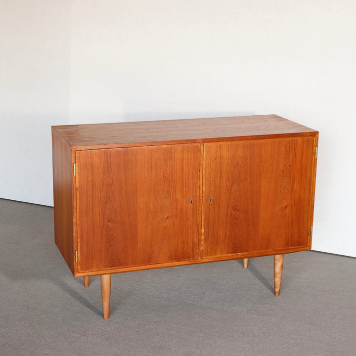【comingsoon!】 Cabinet by Poul Hundevad ItemCode-JORD101 | 送料込 |