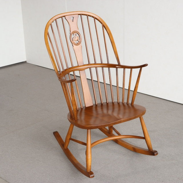 アーコールERCOL　 SWAN BACK ロッキングチェア　商品番号26149