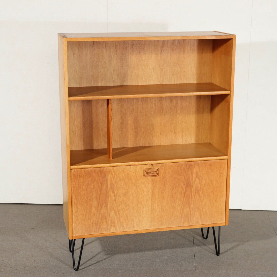 【comingsoon!】　Cabinet with bookcase　ItemCode-SKOV27b