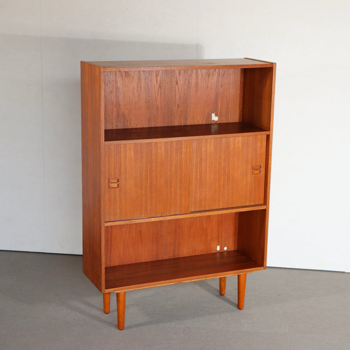 【comingsoon!】　Cabinet with bookcase　ItemCode-SKOV59