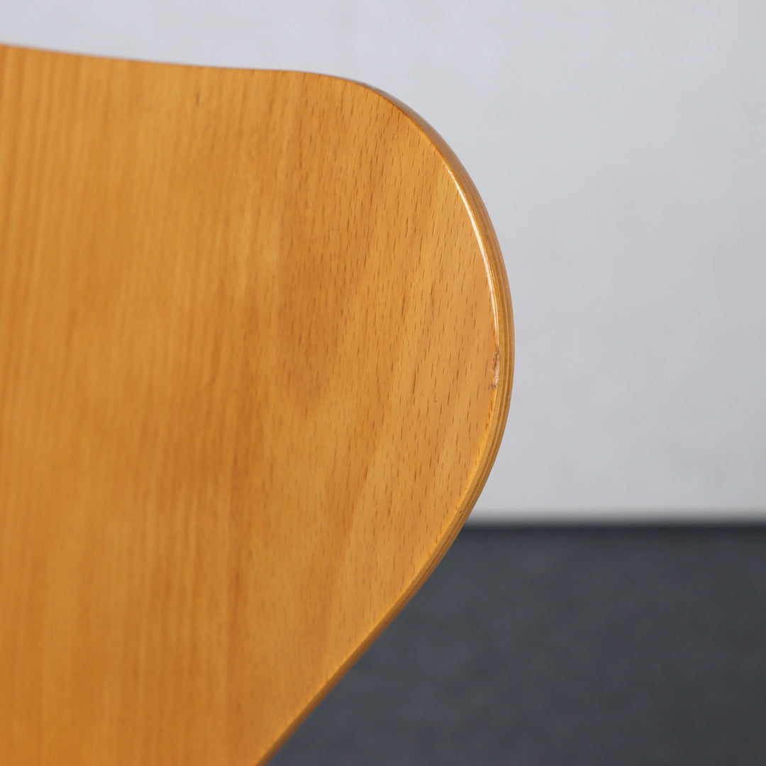 【comingsoon!】Danish Dining chair 'Serie 7' by Arne Jacobsen | KLAR126a