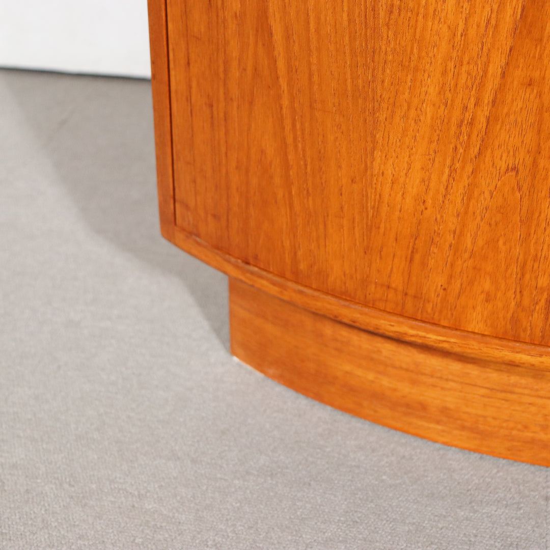 【comingsoon!】 G PLAN CORNER CABINET ItemCode-DAWN22a