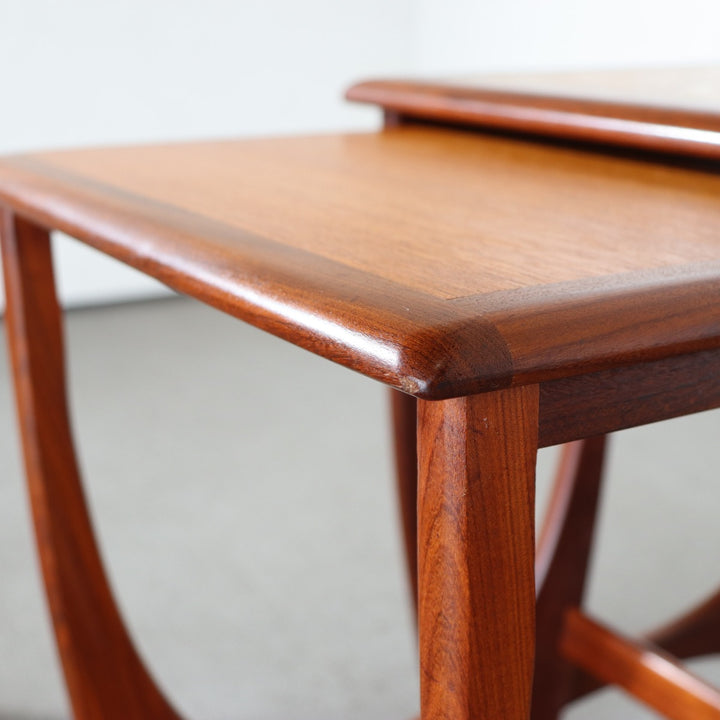 【comingsoon!】　G PLAN TILED TOP NEST 3　ItemCode-WOLD47