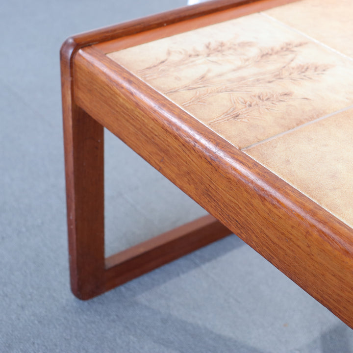 【comingsoon!】　TILED TOP NEST OF COFFEE TABLES (X3) ItemCode-AVON39 | 送料込