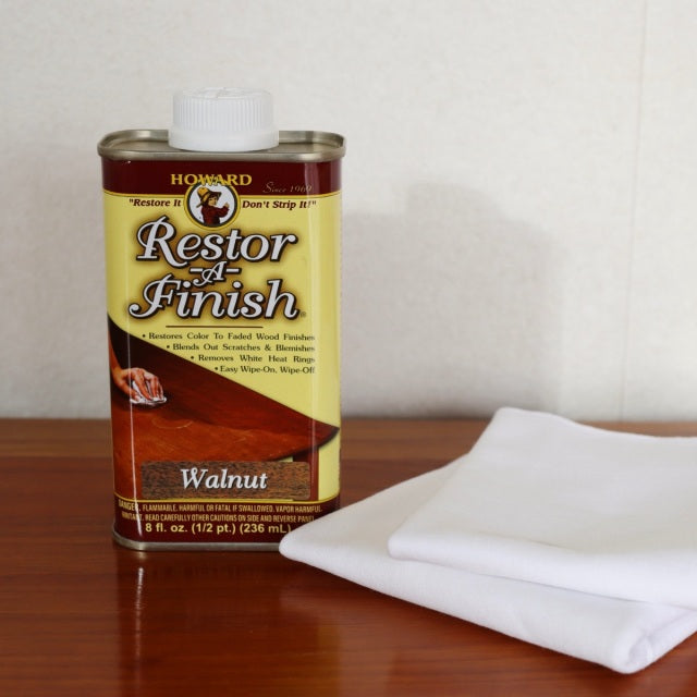 送料込み　ハワードHOWARD社 レストアフィニッシュRestor-A-Finishオイル ウォルナット 236ml　ウエス2枚付き