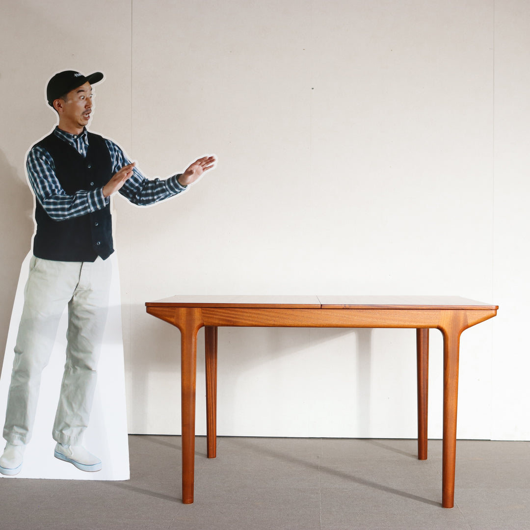 【comingsoon!】 MCINTOSH RECTANGULAR DINING TABLE ItemCode-DAWN35