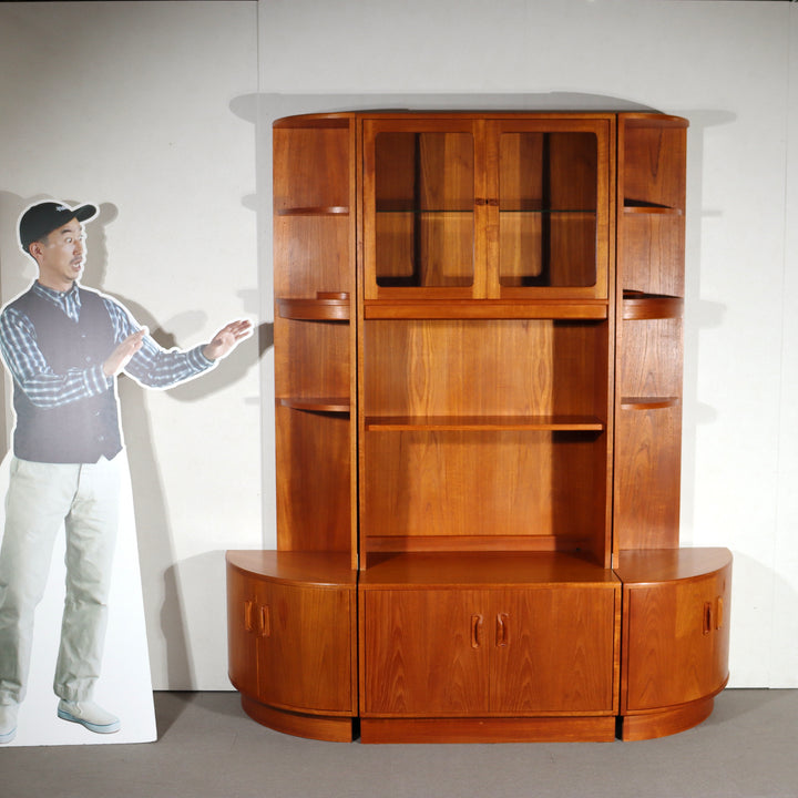 【comingsoon!】 G PLAN TALL CABINET ItemCode-DAWN23
